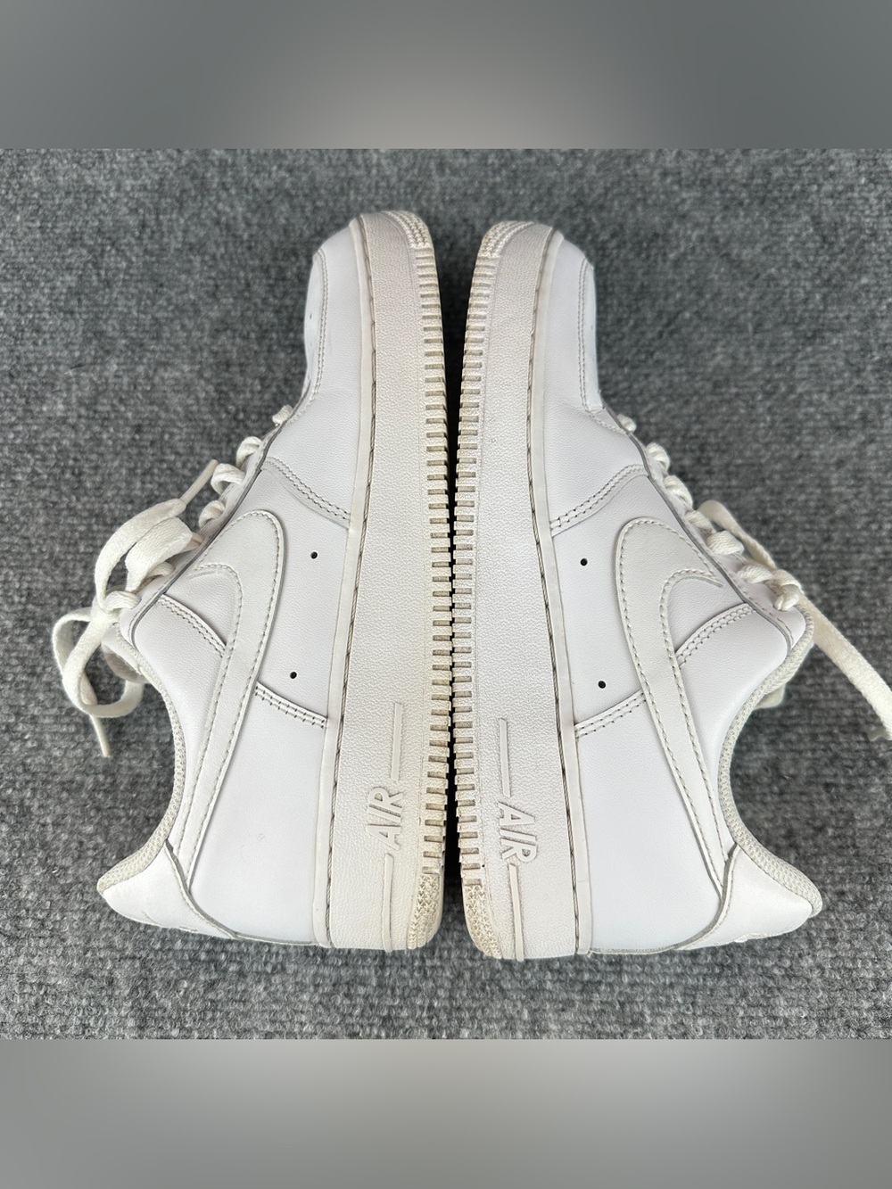 Nike Air Force 1 07 Triple White Women's Size 8 Sneakers Shoes DD8959-100 Low - Picture 14 of 16